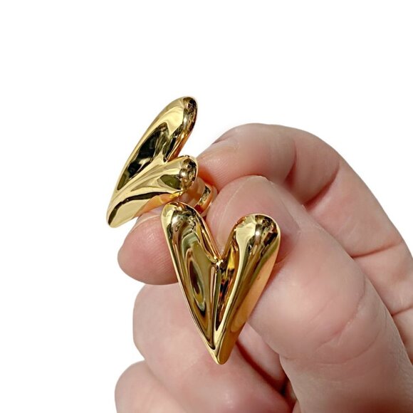 24K Gold Plated Heart Stud Earrings - Picture 5 of 5